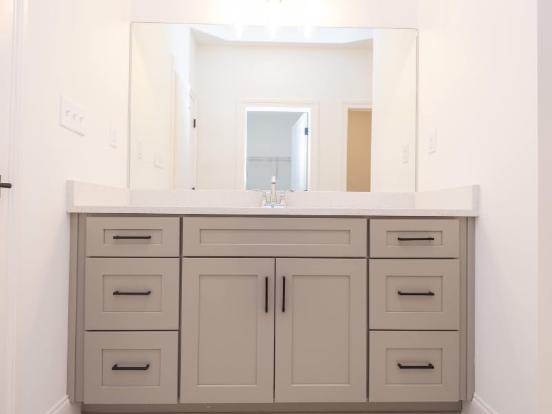 Building Photo - 637 Cottage Grv Cir