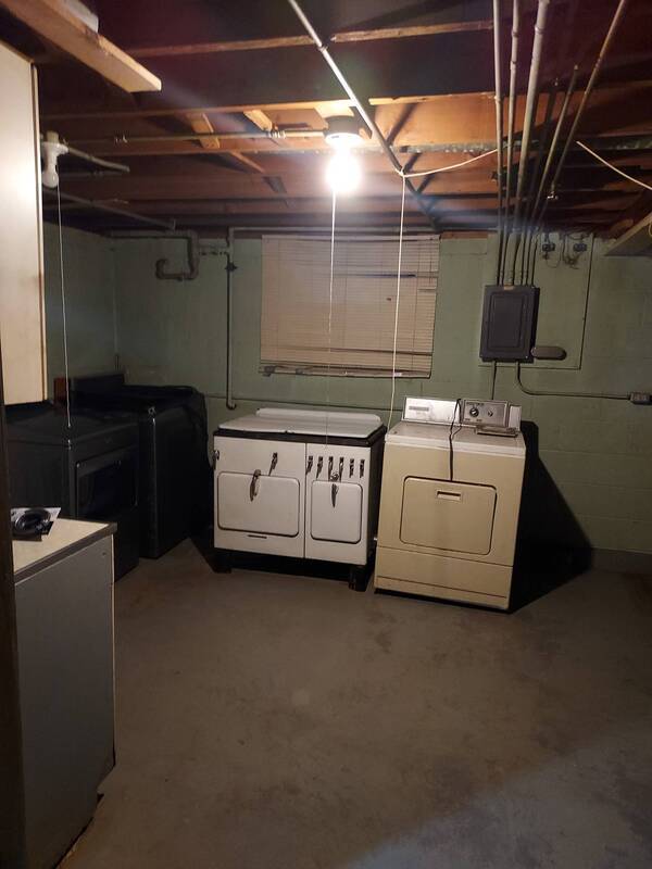 Building Photo - 6511 Ash Pl