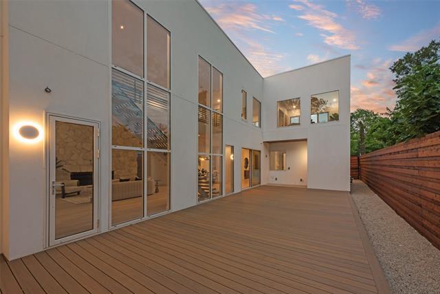 Building Photo - 3821 Beechwood Ln