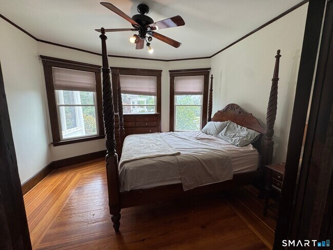Building Photo - 38 Brownell St
