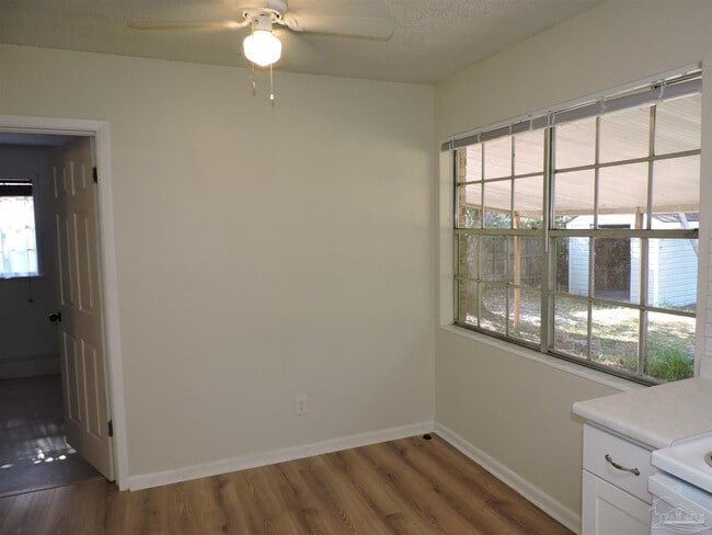 Building Photo - 4454 Bixby Cir