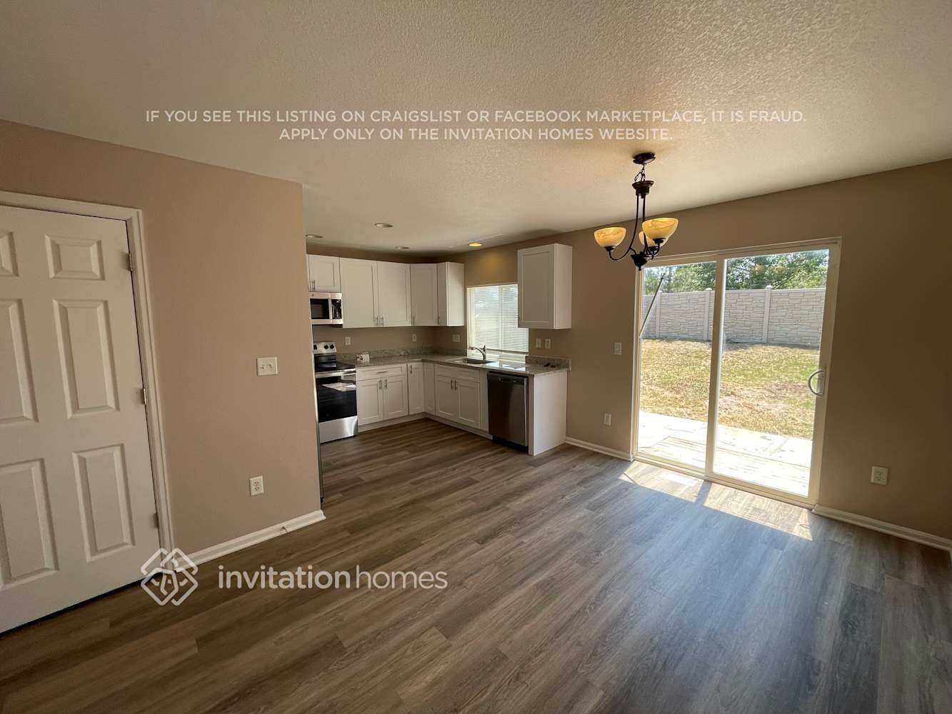Building Photo - 5207 Creek Way