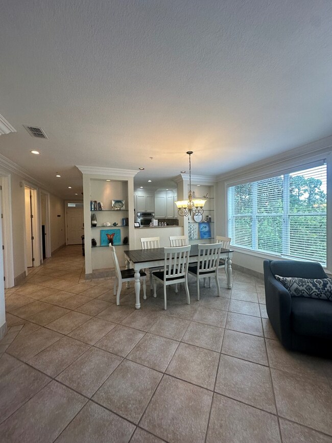 Building Photo - 211 Eagles Way