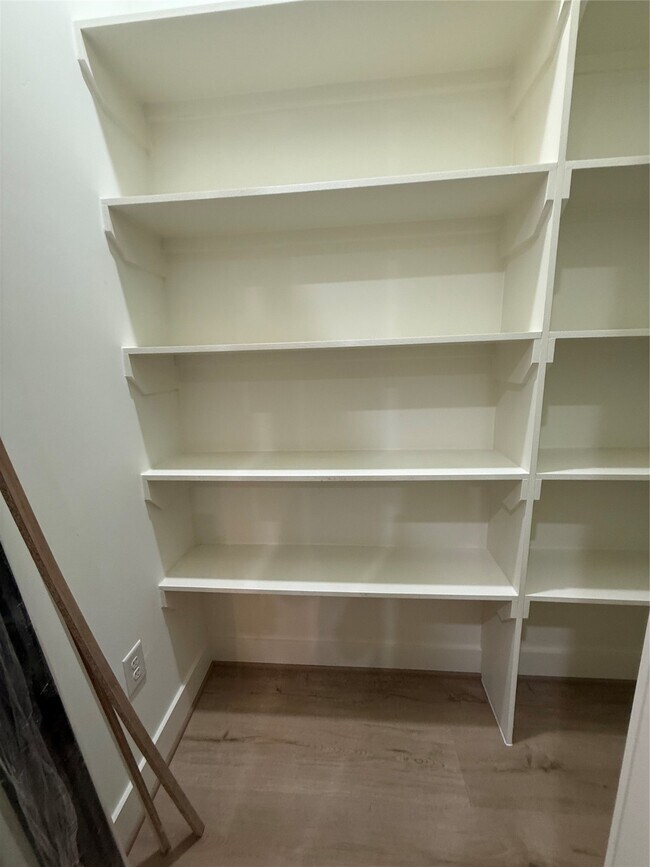 Building Photo - 1815 McKee St