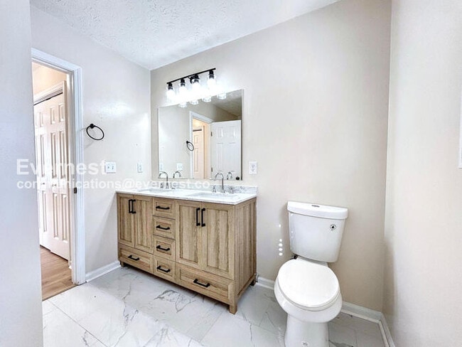 Building Photo - 567 Marshall Fuller Rd