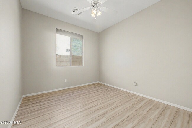 Building Photo - 15207 W Windward Ave