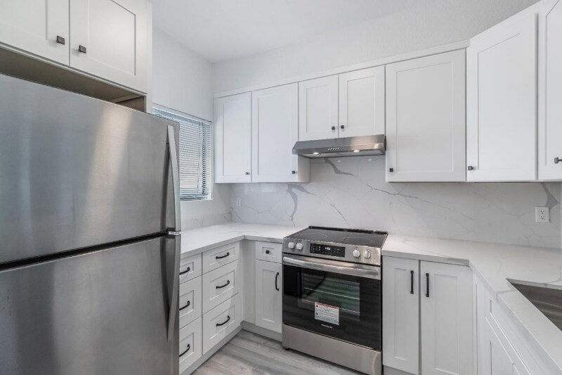 Building Photo - 4681 Albany Cir