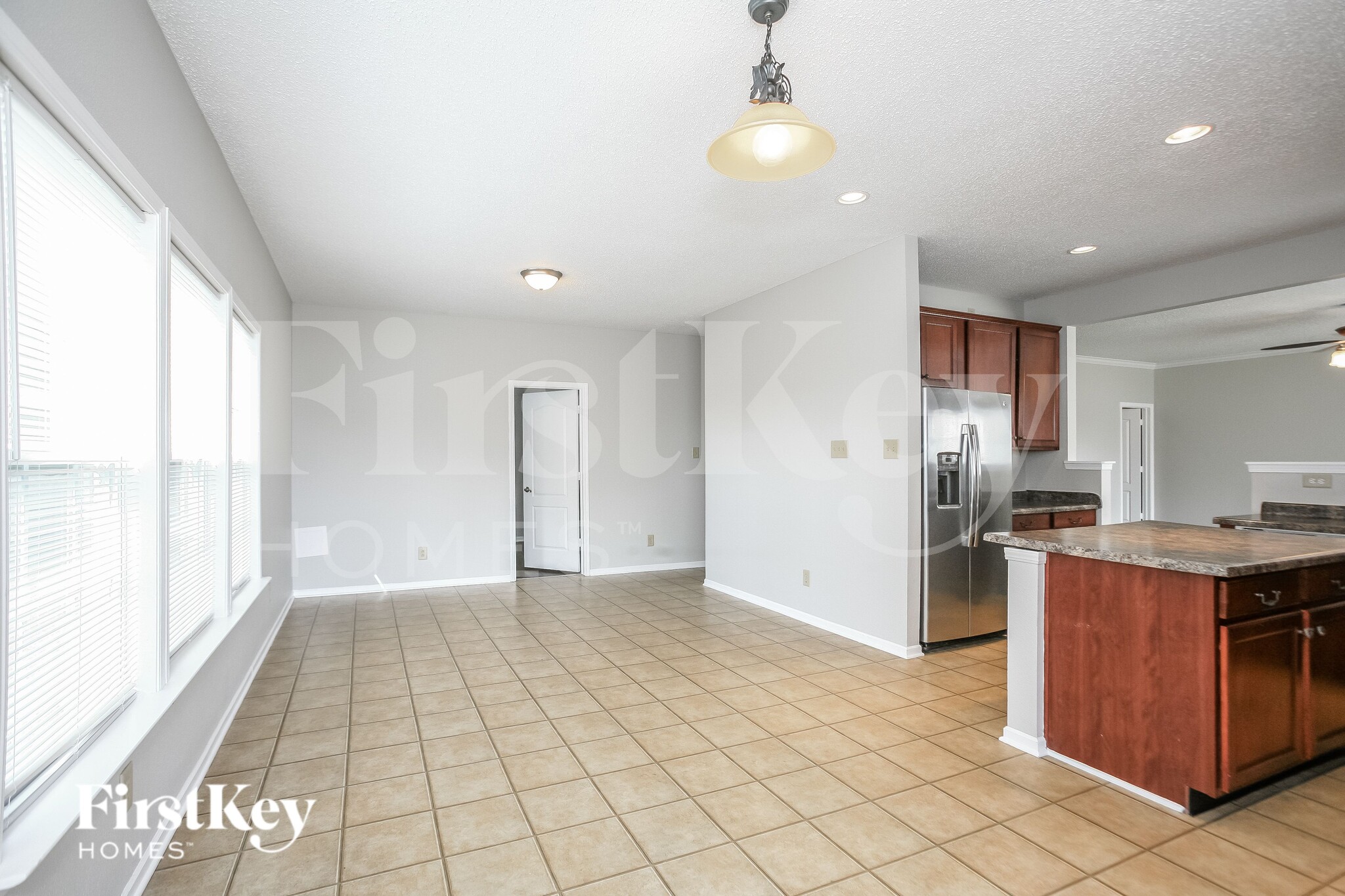 Building Photo - 15238 Radiance Dr