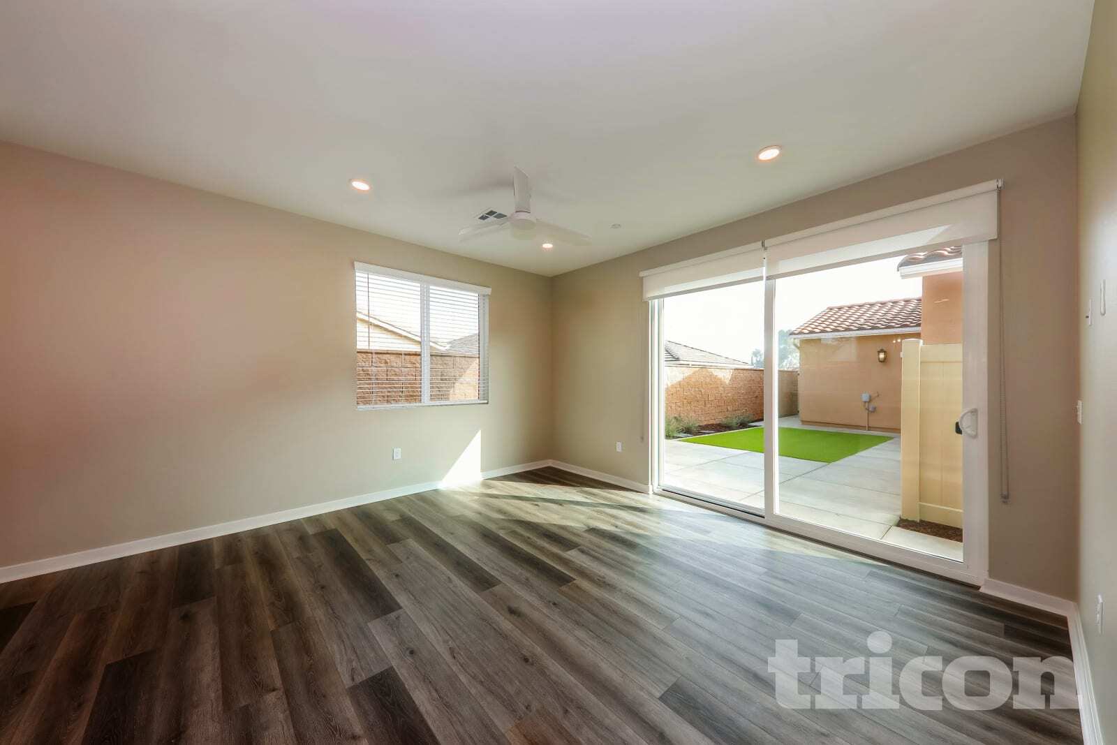 Building Photo - 629 Citron St