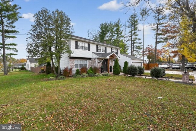 Building Photo - 335 Connecticut Ave