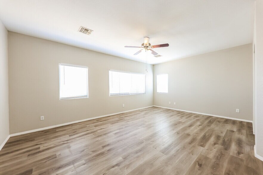 Building Photo - 2189 S 88th Ave