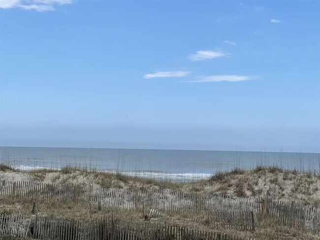 Building Photo - 57144 Lighthouse Rd