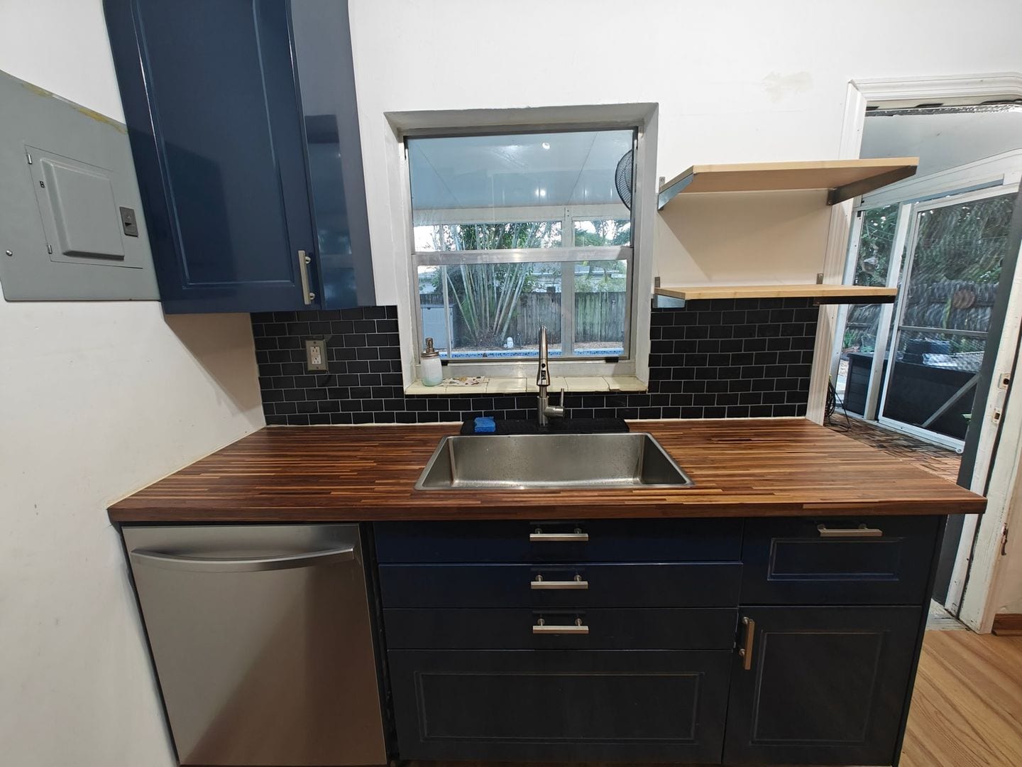 Building Photo - 76 NE 170th St