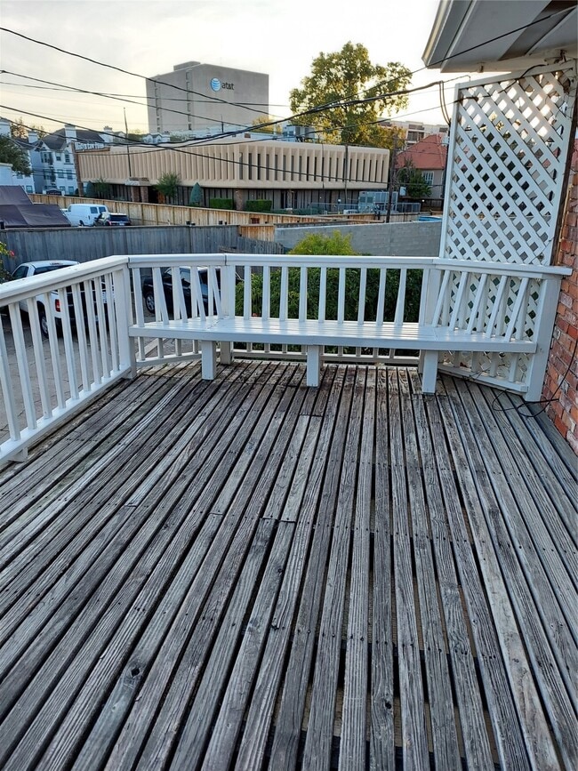 Building Photo - 2821 Eastgrove Ln