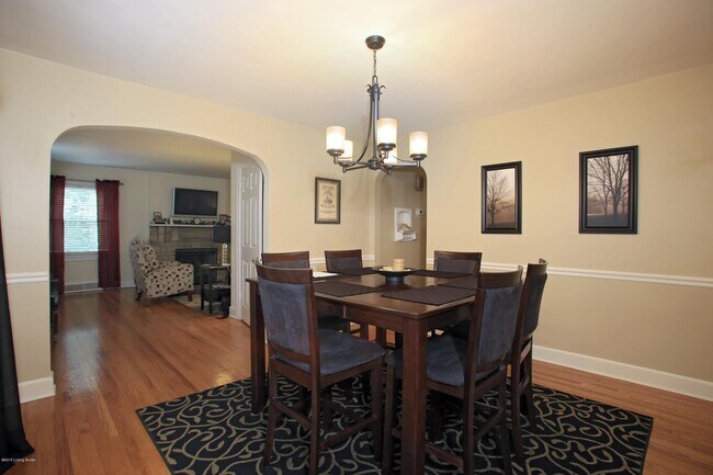 Building Photo - 2324 Emerson Ave