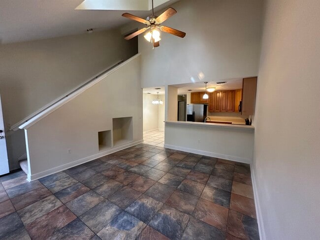 Building Photo - 3294 Sawtooth Dr