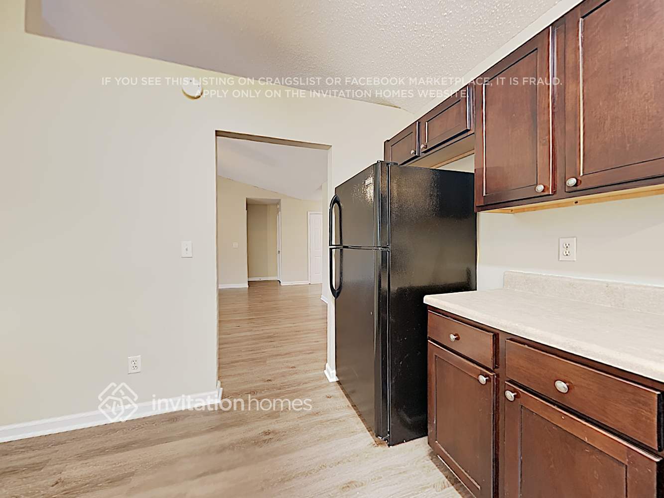 Building Photo - 5995 Bayside Dr NW