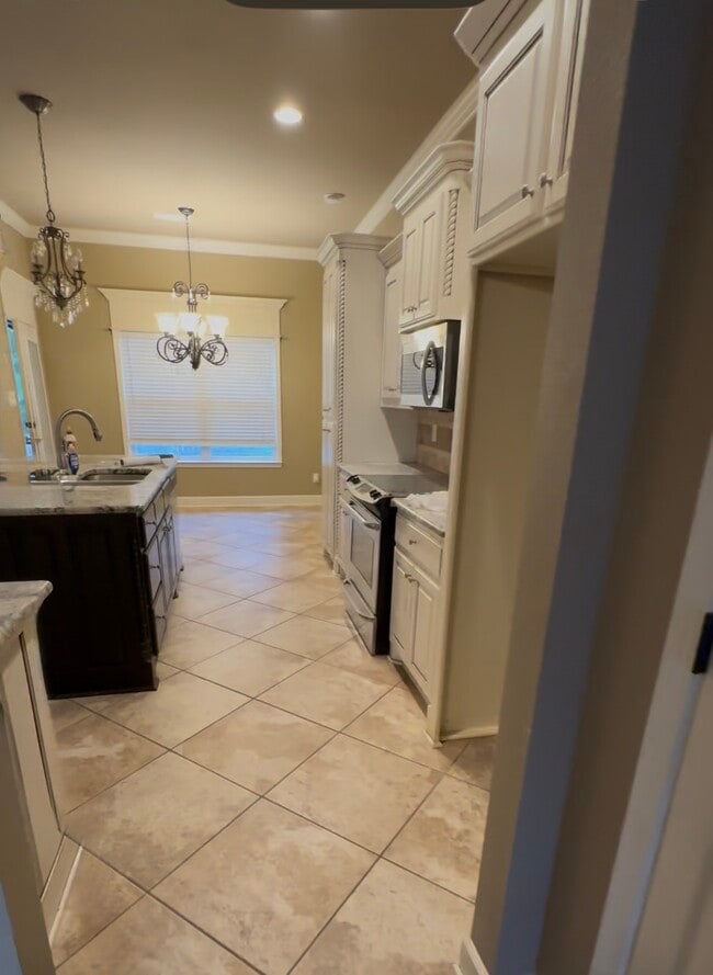 Building Photo - 11901 Stonegate Drive