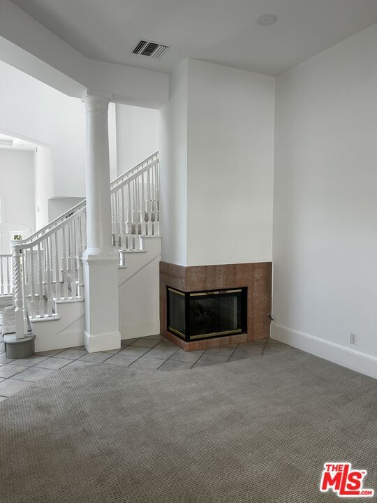 Building Photo - 10515 Oaklawn Rd
