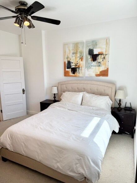 Building Photo - 520 E Dakota Ave