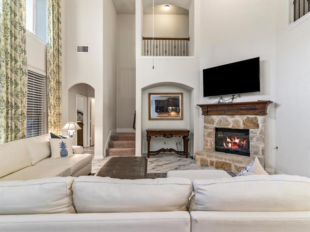Building Photo - 5733 Coleto Creek Cir