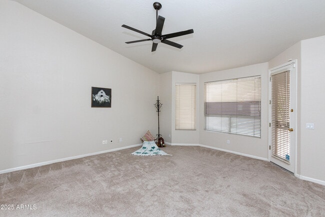 Building Photo - 6321 W Linda Ln
