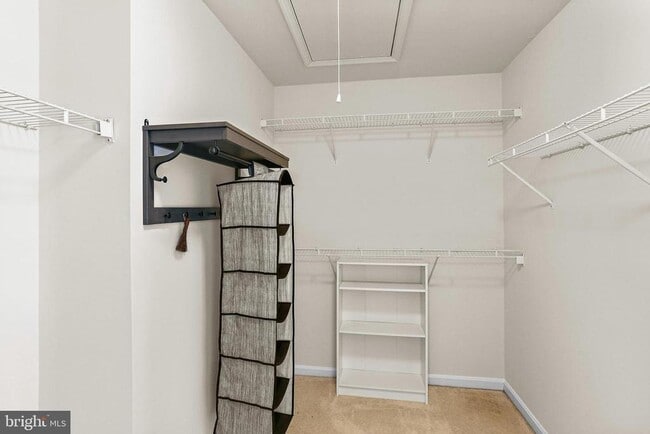 Building Photo - 8416 Cedarcreek Ct
