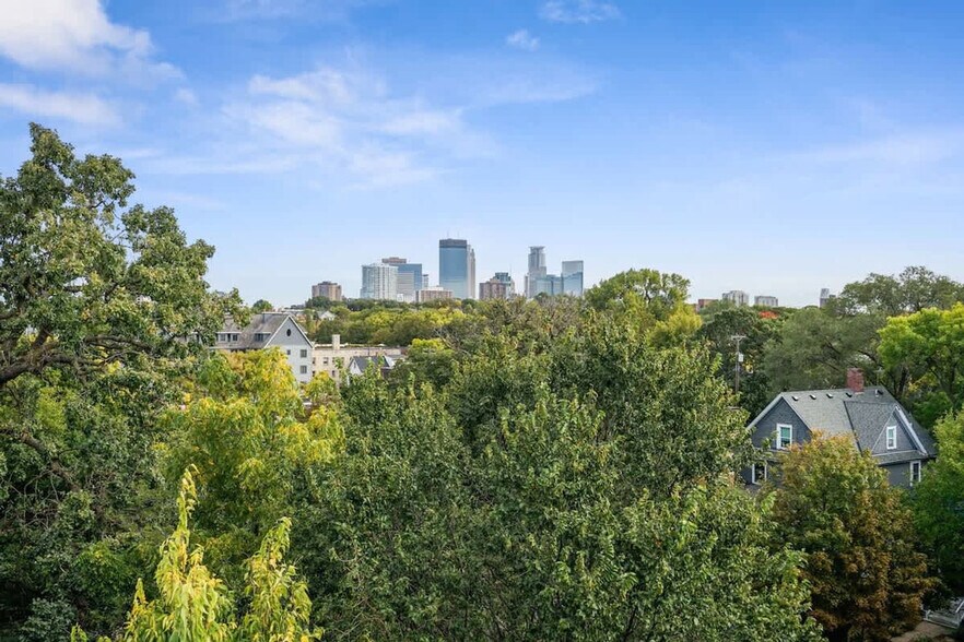 Building Photo - 2424 Lyndale Ave S