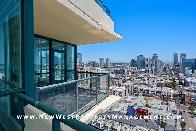 Building Photo - Spectacular Marina District 3-Bedroom Pent...