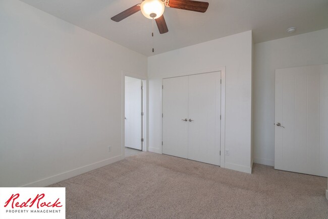 Building Photo - Pet Friendly 4 Bedroom Little Valley Home ...