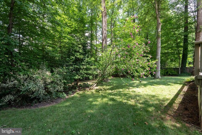 Building Photo - 6506 Bellamine Ct