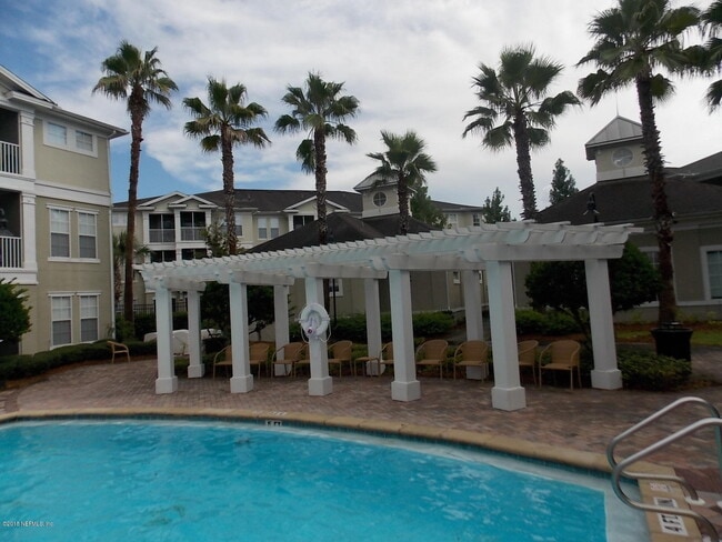 Building Photo - 8290 Park Way