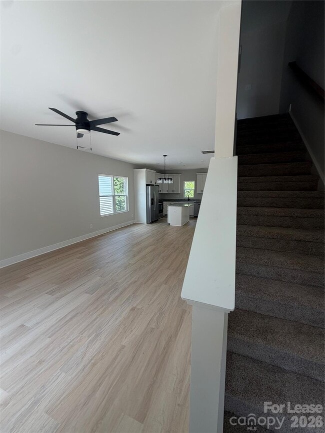 Building Photo - 212 N Yadkin Ave