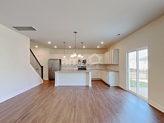 Building Photo - 429 Bluewater Dr