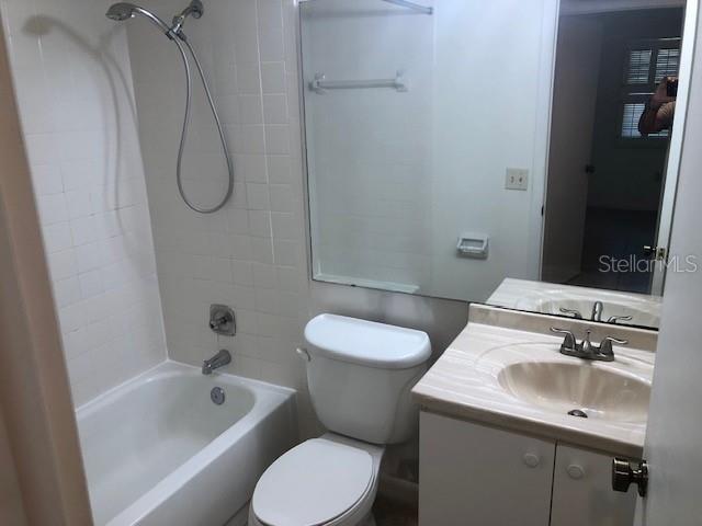 Building Photo - 638 Bird Bay Dr E