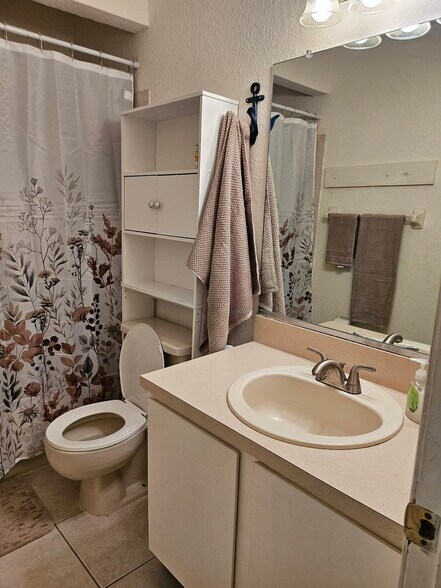 Building Photo - 4202 Brigadoon Cir