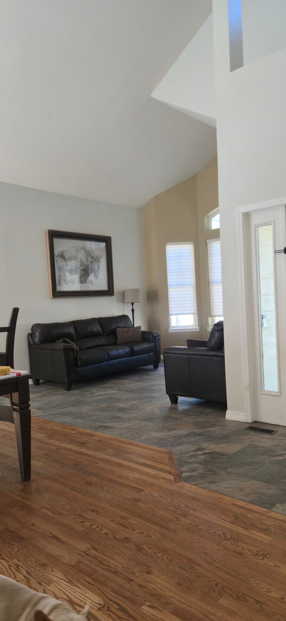 Building Photo - 2312 Creekside Dr