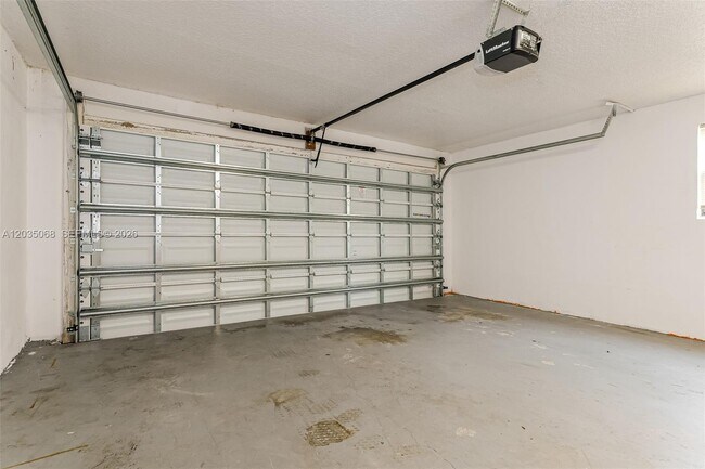 Building Photo - 12351 Gingerwood Ln