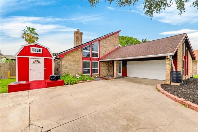 Building Photo - 5025 Romford Dr