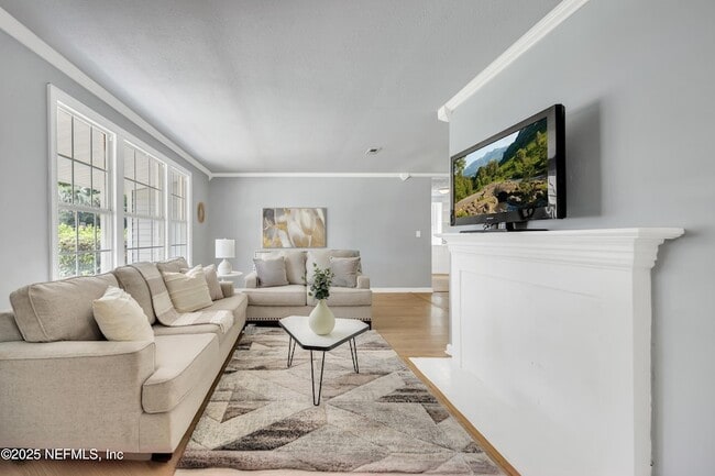 Building Photo - 1232 Hamilton St