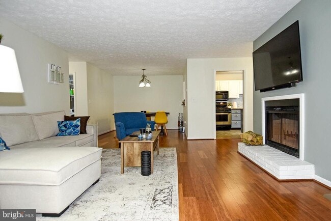 Building Photo - 12040 Cardamom Dr