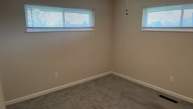 Building Photo - 5983 Harshmanville Rd