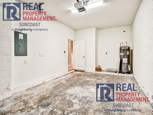 Building Photo - 2770 Midnight Pearl Dr