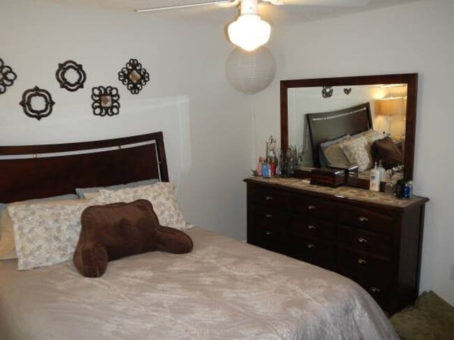 Building Photo - Durham / 2BR Townhouse of Pope Rd AVAIL