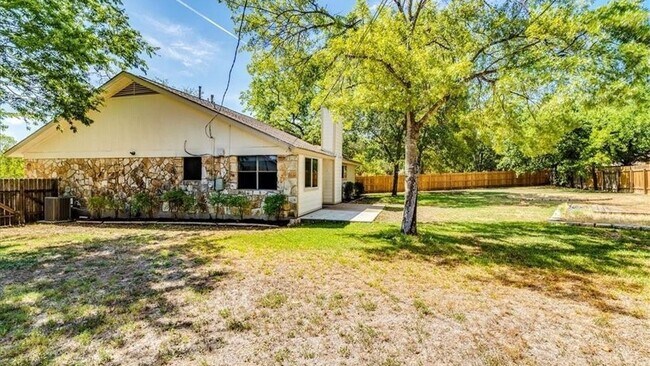 Building Photo - 507 Gregory Cove