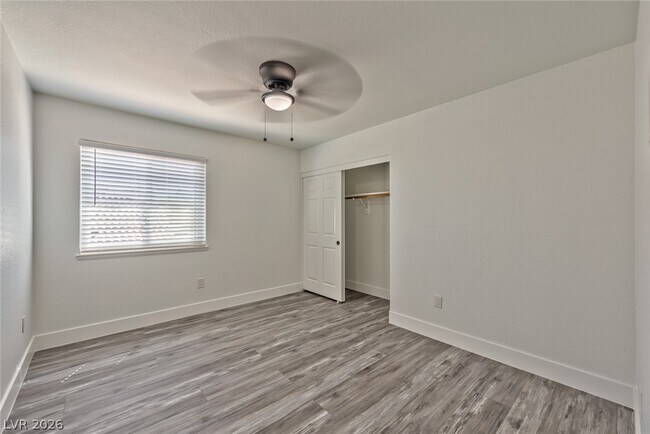 Building Photo - 800 Overview Dr