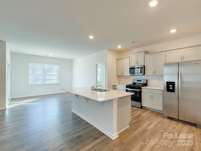 Building Photo - 3721 Stanley Crk Dr