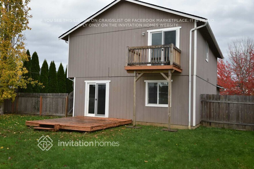 Building Photo - 14906 43rd Dr NE