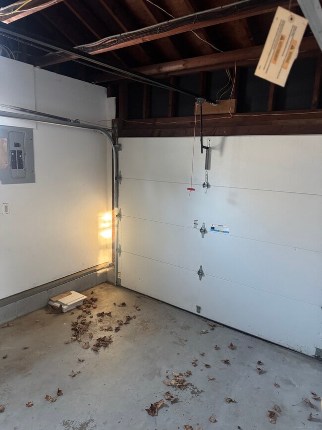 Building Photo - 25 Fenwood Rd