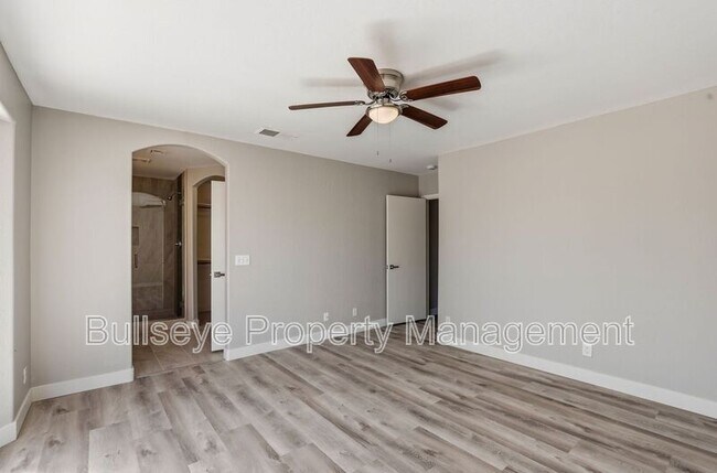 Building Photo - 2163 S Tucana Ln